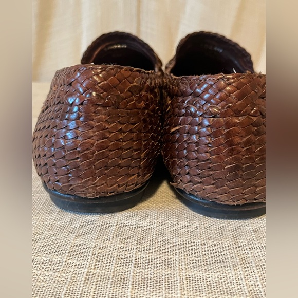 COLE HAAN | MENS 9M | WOVEN LEATHER TASSEL LOAFERS | CLASSIC BROWN - Picture 5 of 7